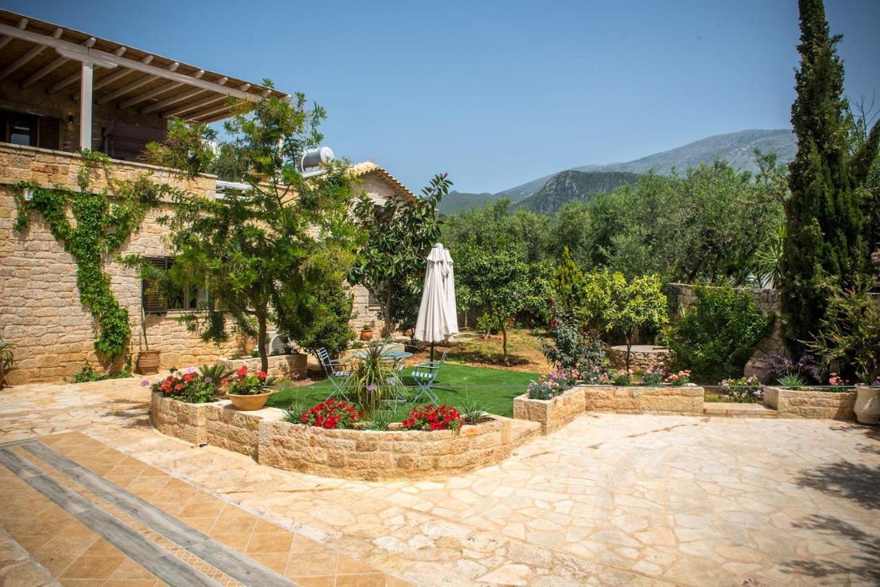 Magnificent, Authentic Private Villa And The Guest House Kardhamili Bagian luar foto
