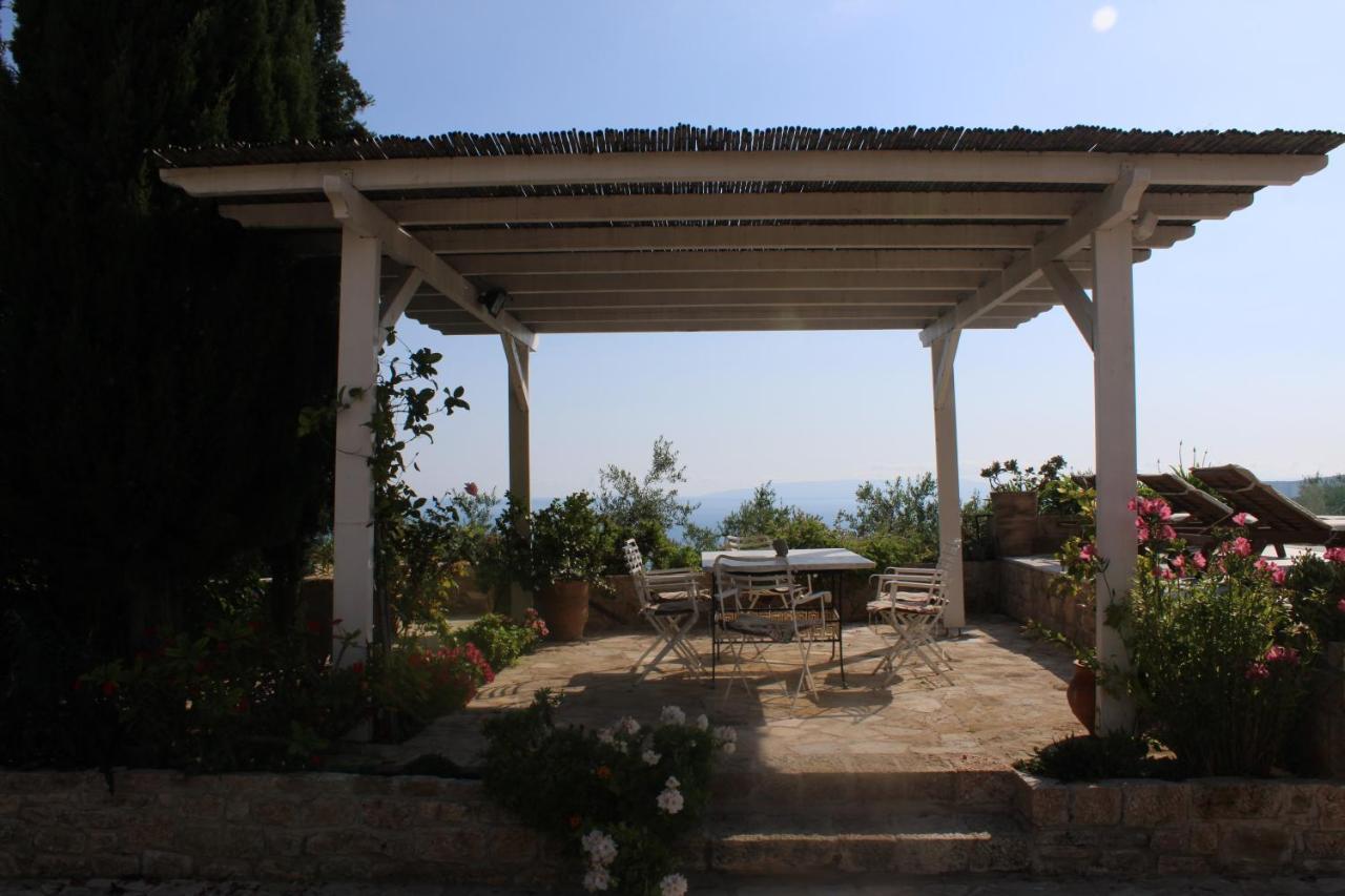 Magnificent, Authentic Private Villa And The Guest House Kardhamili Bagian luar foto