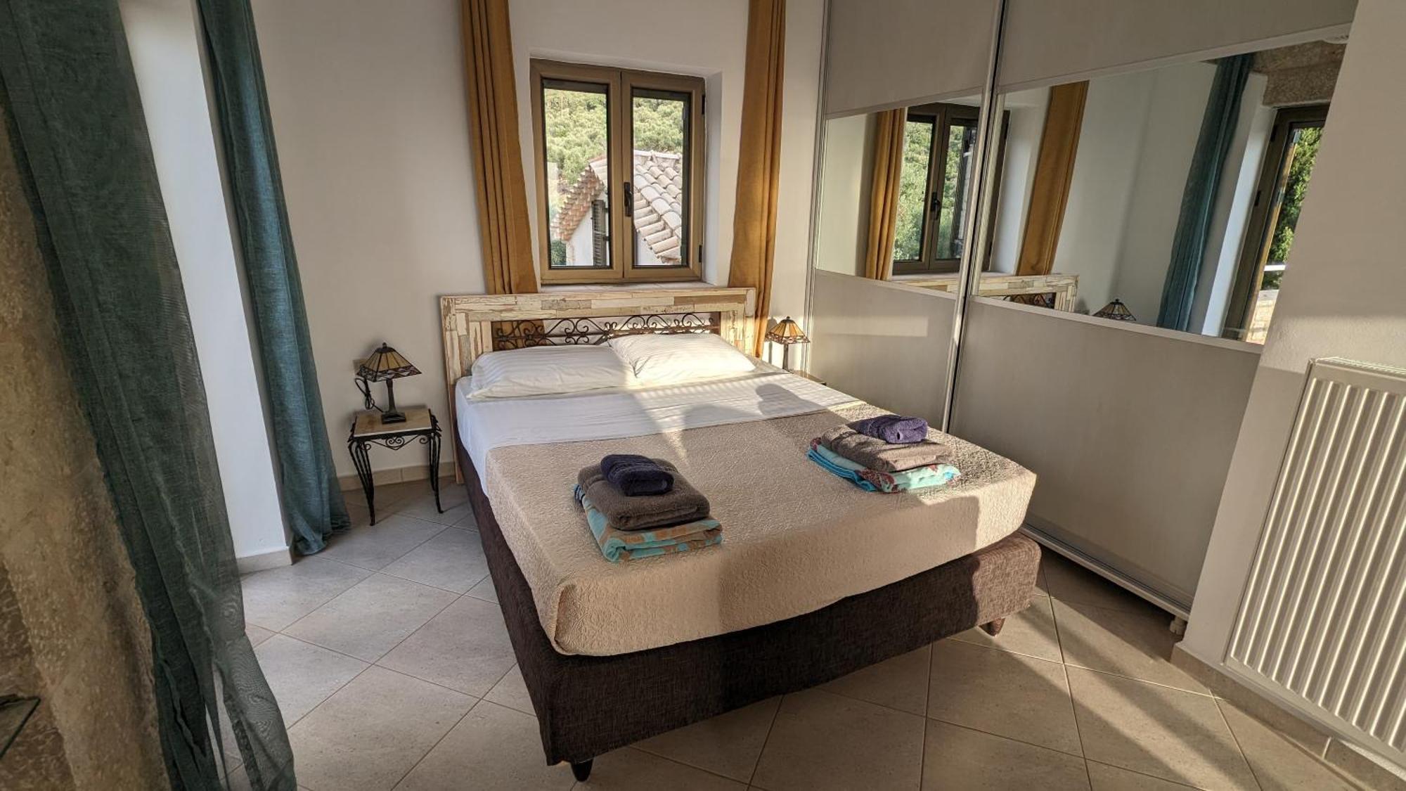 Magnificent, Authentic Private Villa And The Guest House Kardhamili Bagian luar foto