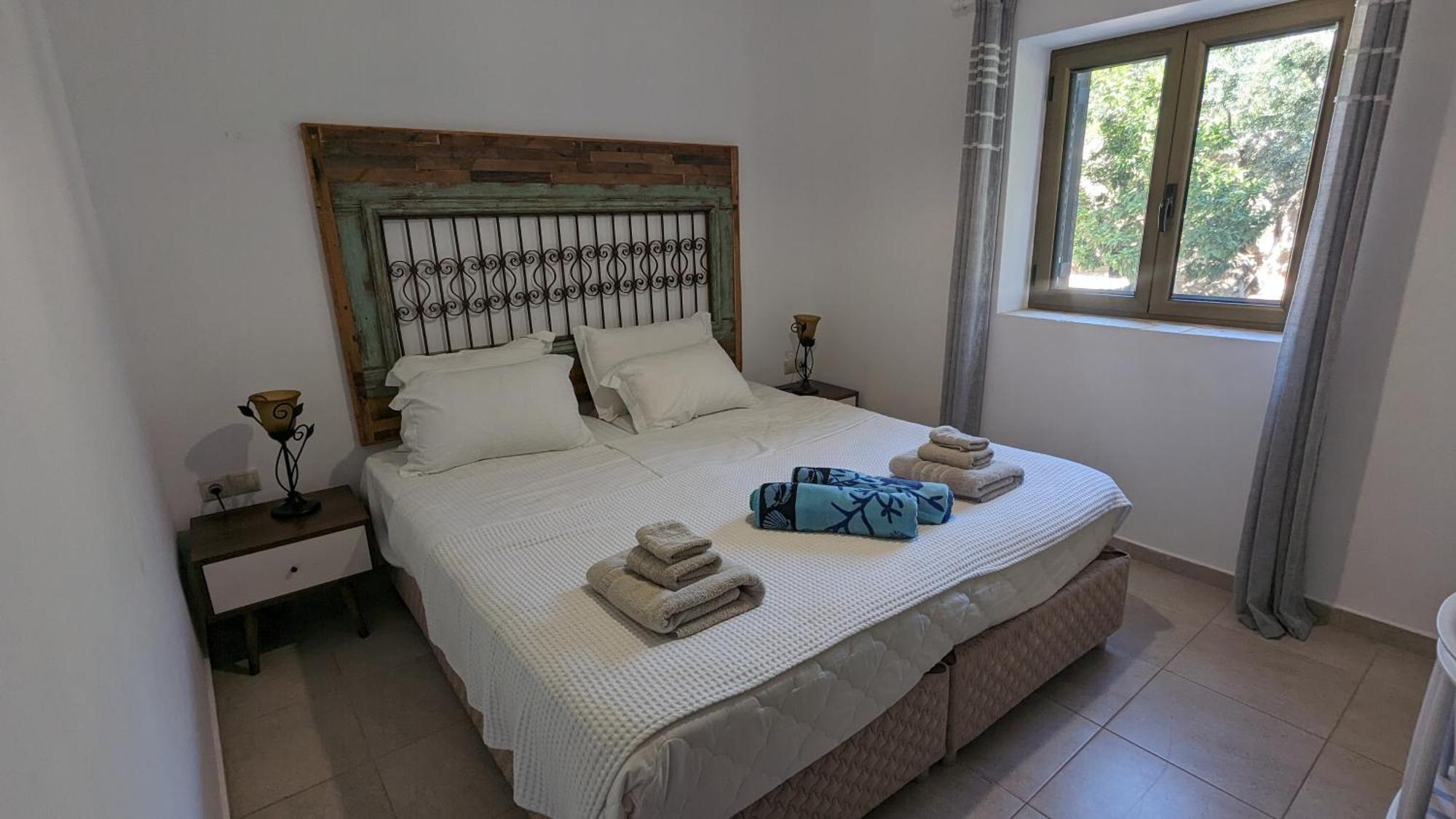 Magnificent, Authentic Private Villa And The Guest House Kardhamili Bagian luar foto